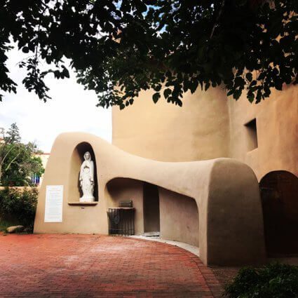 51 Santa Fe modern, Rosario Chapel Garden, 2019. Courtesy Rachel Preston Prinz.