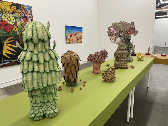 John Flores’s sculptures on view in Sueñx at the Mistake Room