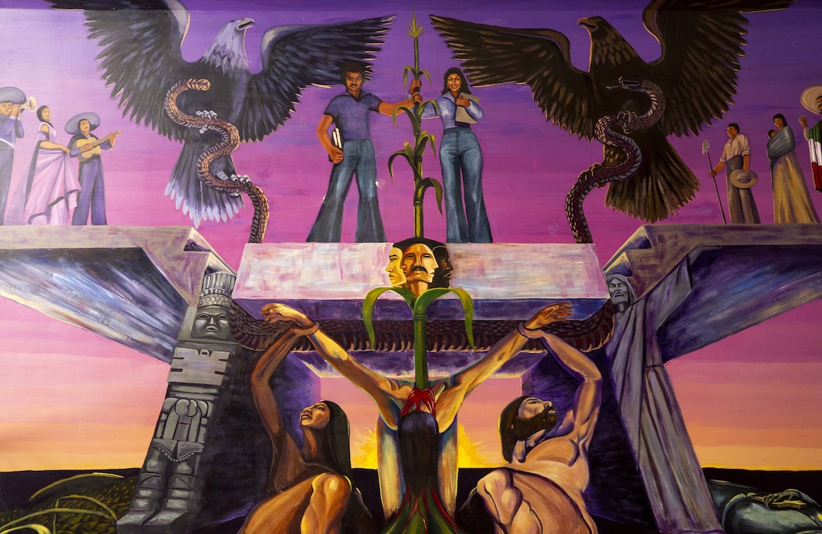 Emmanuel Martínez's Staff of Life mural in Denver 