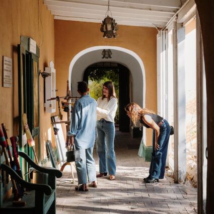 Santa Fe Art Tours on Canyon Road