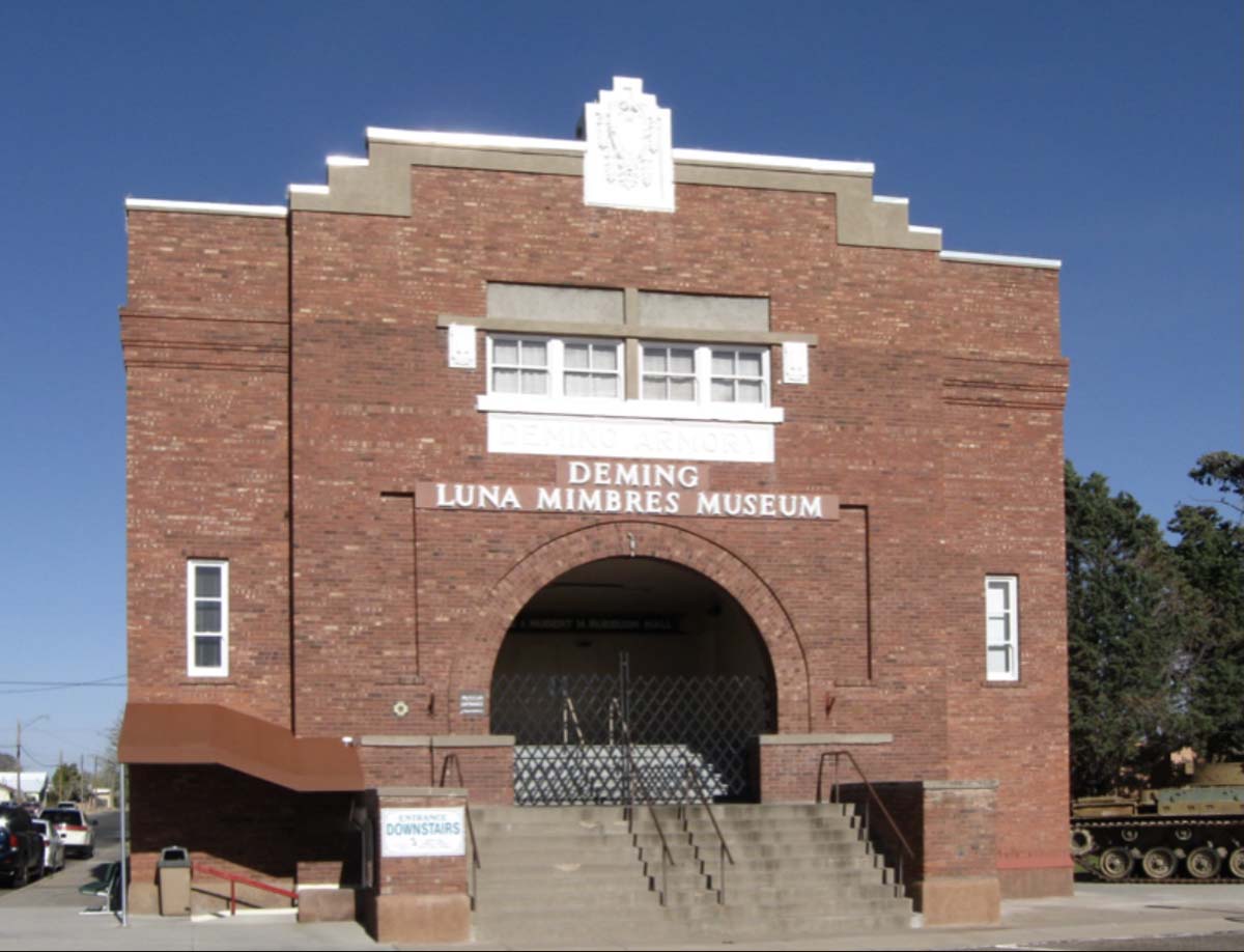 Front of the Deming Luna Mimbres Museum.