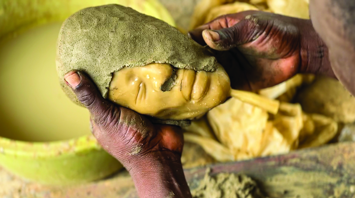 Process shot of a project by Nikesha Breeze.