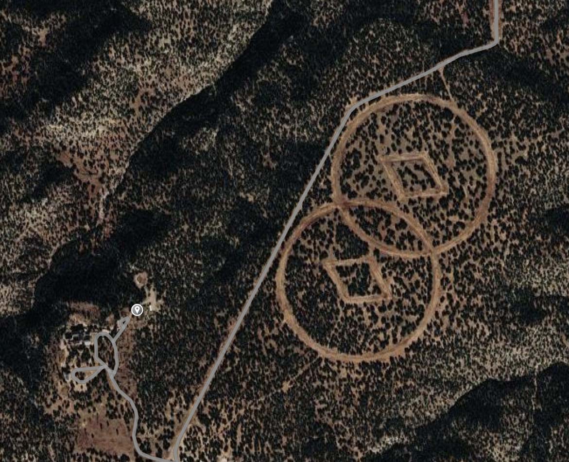 Trementina Base, Google Maps screengrab of Scientology vault and geoglyph. 